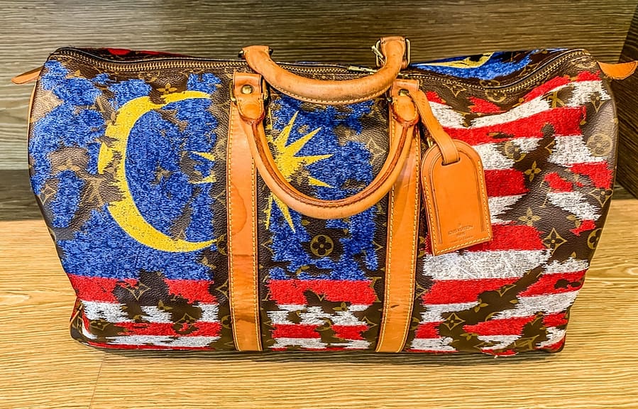 сумка lui vitton с малайзийским флагом